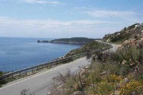 Xtrallusion photo gallery of Italy. Photos, pictures, images and photographs of the Italian Rivieras, the Italian Lakes, the Italian Alps, the Cinque Terre, the Amalfi coast and some of the most beautiful corners of Italy. Plus photos of Italian cities such as Pisa, Milan, Genoa and Rome.